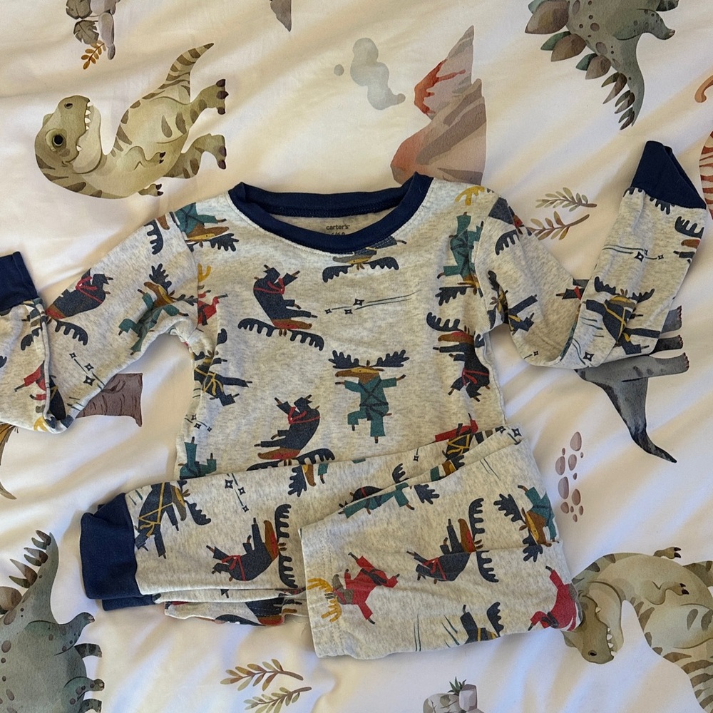 Carter's Gray Long Sleeve Moose Print Top with Navy Trim